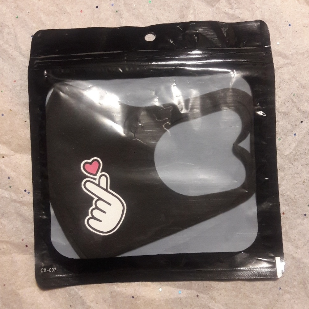 Kpop New Face Dusk Mask Love - Picture 5 of 8